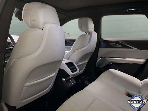 Used 2023 Cadillac Lyriq 2WD image 19