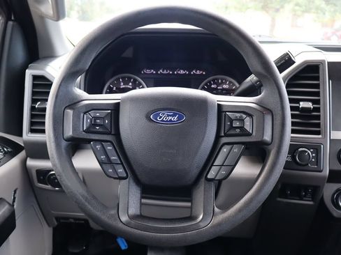 Used 2019 Ford F250 XL w/ Power Equipment Group AWD/4WD image 18