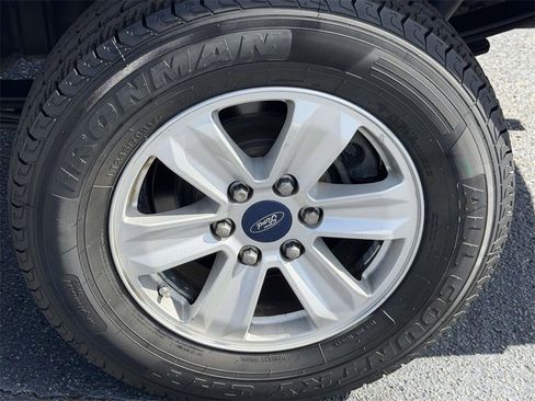 Used 2015 Ford F150 XLT w/ Equipment Group 301A Mid image 10