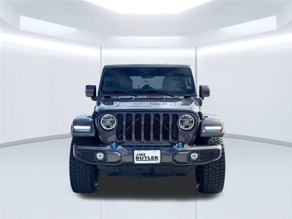 Used 2021 Jeep Wrangler Unlimited Sahara AWD/4WD image 10