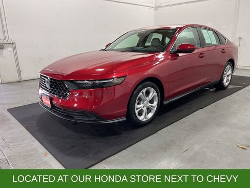 Used 2025 Honda Accord LX image 3