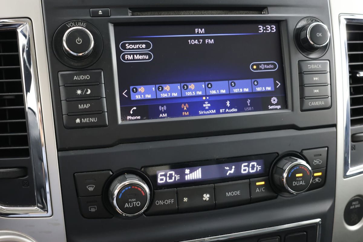 Used 2019 Nissan Titan SV w/ SV Convenience Package AWD/4WD image 31