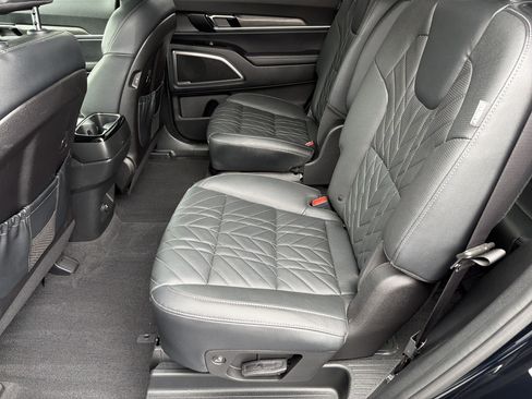 Used 2024 Kia Telluride EX X-Line AWD/4WD image 19