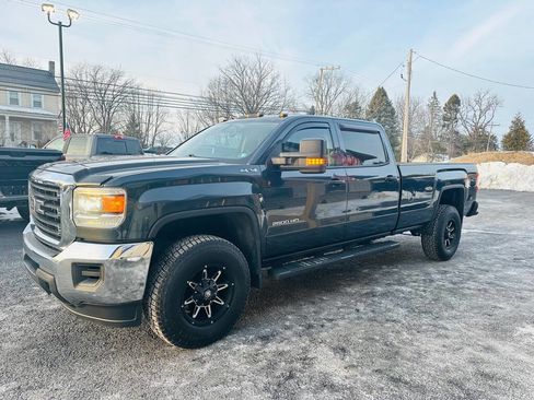 Used 2018 GMC Sierra 2500 4x4 Crew Cab image 3