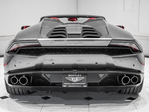 Used 2016 Lamborghini Huracan LP 610-4 image 8