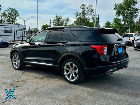 Used 2020 Ford Explorer Platinum w/ Premium Technology Package AWD/4WD image 5