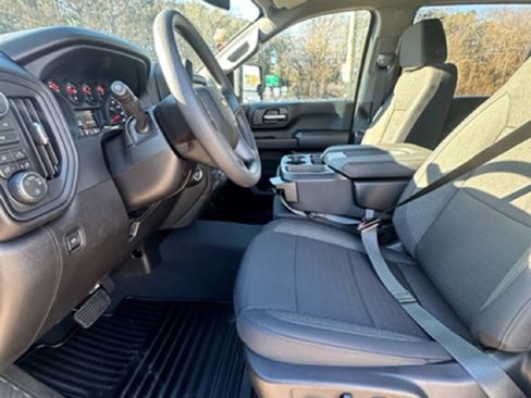 New 2026 Chevrolet Silverado 2500 Custom w/ Custom Value Package image 14