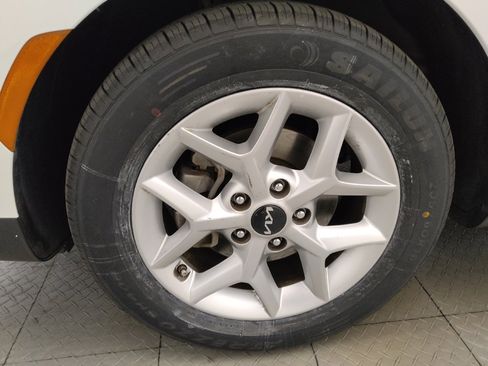 Used 2022 Kia Soul LX w/ Technology Package FWD image 31
