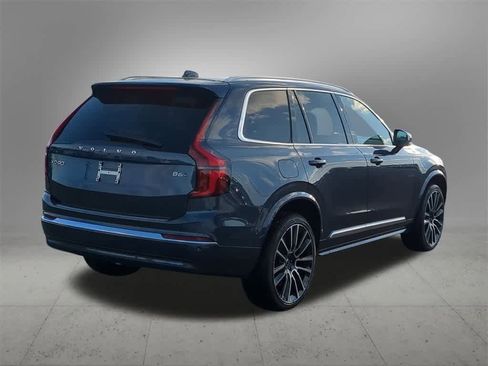 New 2026 Volvo XC90 B6 Plus w/ Protection Package Premier image 6