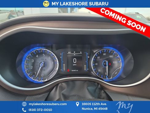 Used 2018 Chrysler Pacifica LX image 28