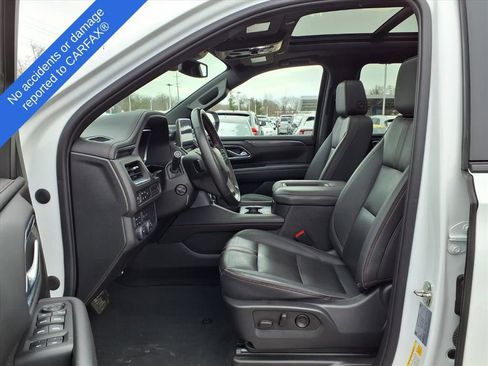 Used 2023 Chevrolet Suburban RST w/ Luxury Package image 19