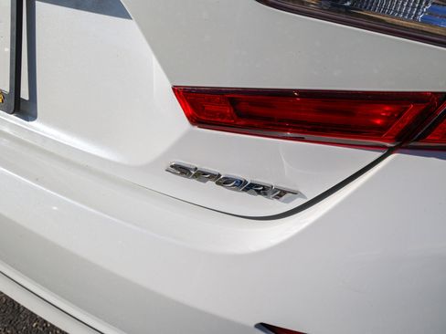 Used 2020 Honda Accord Sport image 12