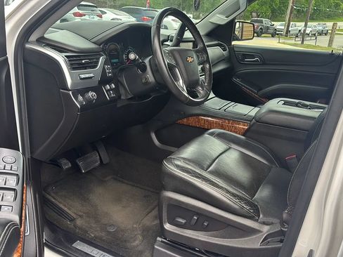 Used 2017 Chevrolet Tahoe Premier RWD image 7