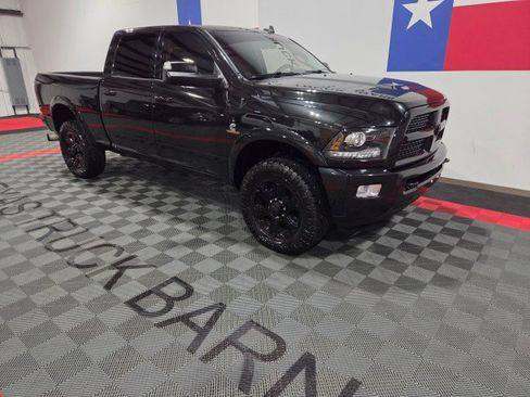 Used 2015 RAM 2500 Laramie w/ Black Appearance Group image 13