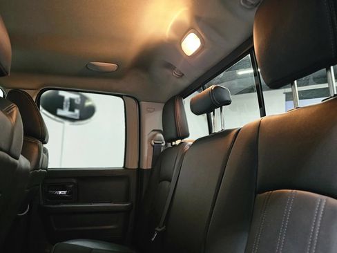 Used 2012 RAM 1500 Laramie RWD image 34