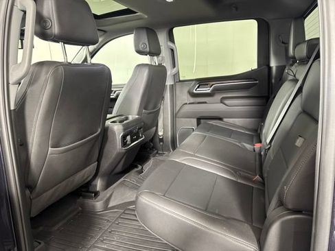 Used 2022 GMC Sierra 1500 SLT w/ SLT Premium Plus Package AWD/4WD image 12