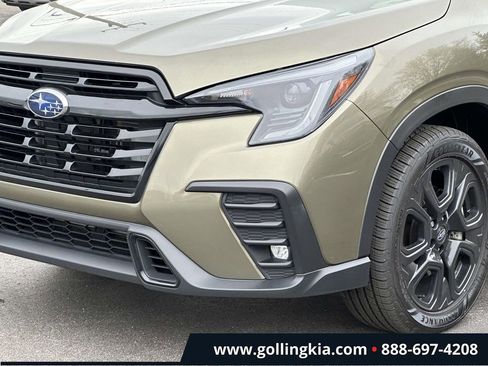 Used 2023 Subaru Ascent Onyx Edition AWD/4WD image 6