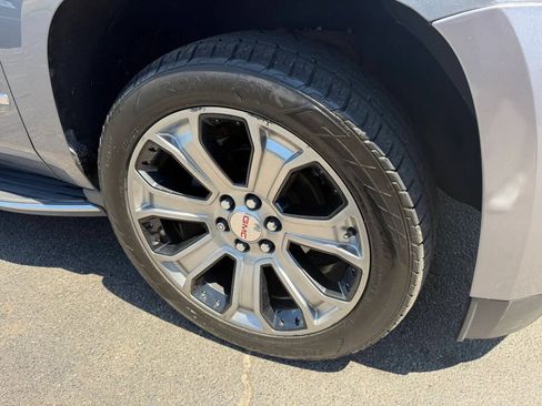 Used 2018 GMC Yukon Denali AWD/4WD image 89
