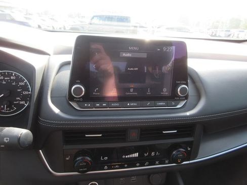 Used 2023 Nissan Rogue SV w/ SV Premium B Package AWD/4WD image 26