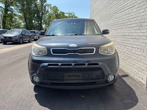 Used 2014 Kia Soul ! w/ Sun & Sound Package FWD image 1