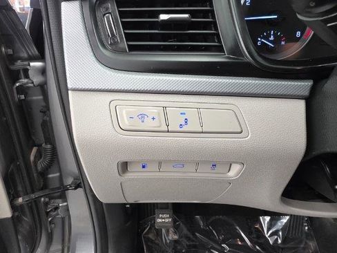 Used 2019 Hyundai Sonata SE w/ Winter Weather Package FWD image 14