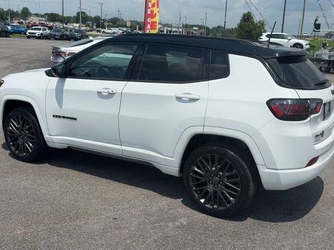 Used 2022 Jeep Compass High Altitude AWD/4WD image 4
