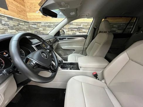 Used 2018 Volkswagen Atlas SE AWD/4WD image 12