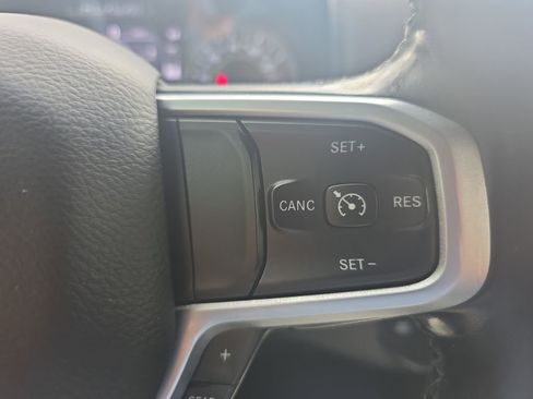 Used 2019 RAM 1500 Big Horn AWD/4WD image 26