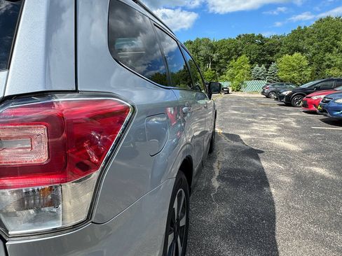 Used 2018 Subaru Forester 2.5i Limited AWD/4WD image 14