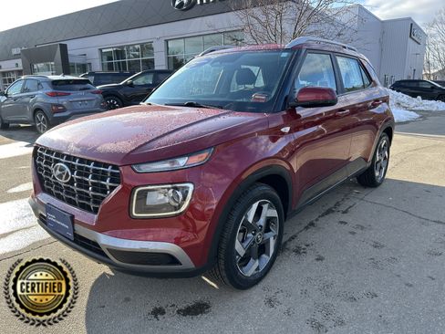 Certified 2024 Hyundai Venue SEL image 1