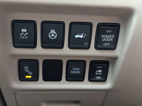 Used 2017 Nissan Pathfinder SL FWD image 14