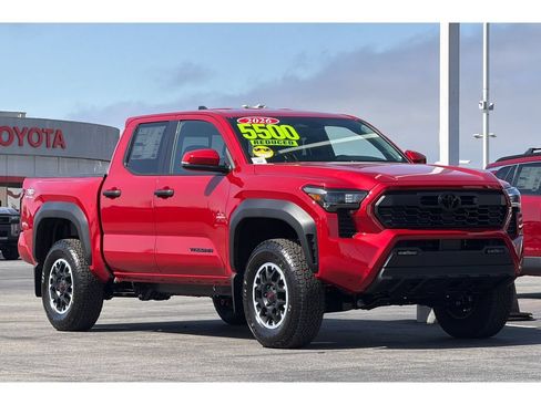 Used 2026 Toyota Tacoma TRD Off-Road w/ TRD Off Road Upgrade Package AWD/4WD image 2