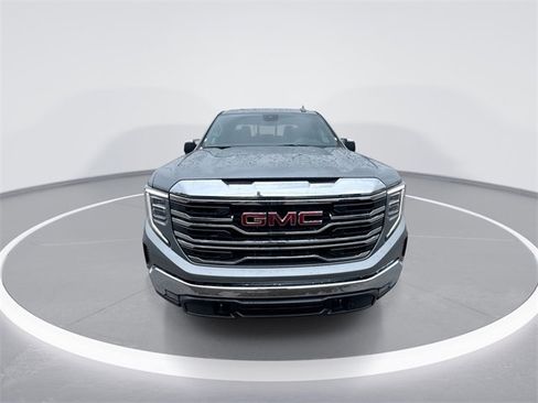 New 2026 GMC Sierra 1500 SLT w/ SLT Premium Package image 3