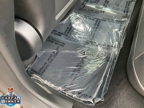 Used 2024 Tesla Model Y Long Range image 27