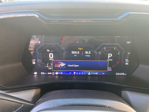 Used 2024 Chevrolet Colorado ZR2 image 10