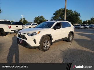 Used 2023 Toyota RAV4 LE AWD/4WD video 1