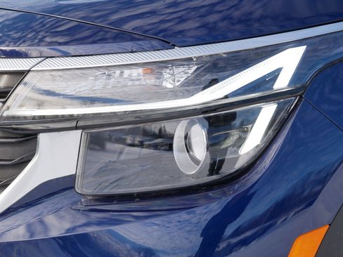 Certified 2024 Kia Seltos EX image 16