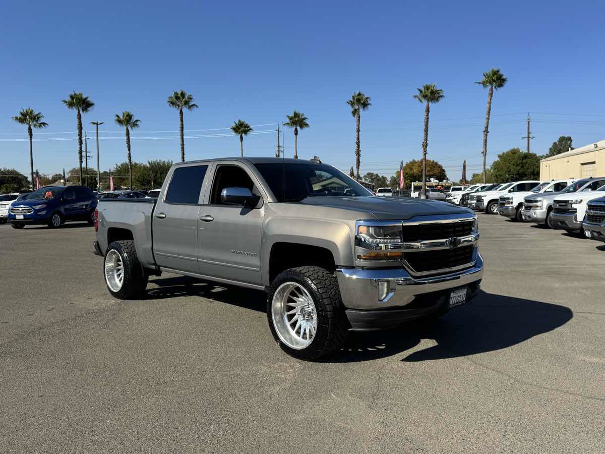 Used 2017 Chevrolet Silverado 1500 LT w/ All Star Edition RWD image 2
