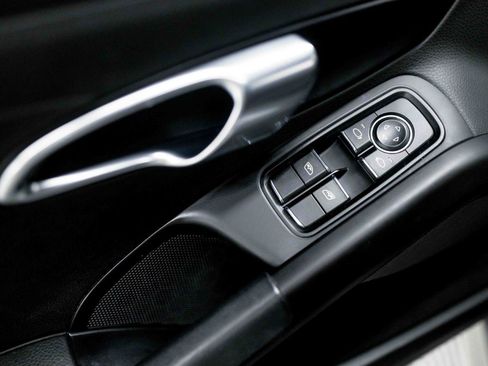 Used 2018 Porsche 718 Cayman RWD image 43