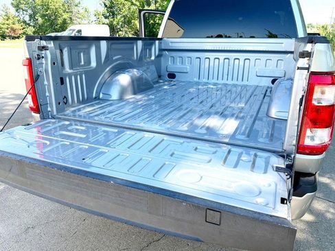 Used 2022 Ford F150 XL w/ STX Appearance Package RWD image 16