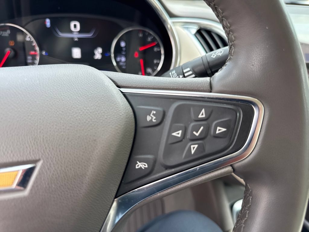 Used 2024 Chevrolet Malibu LT FWD image 24