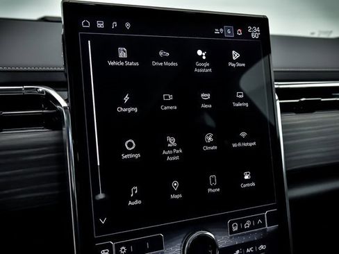 New 2025 GMC Sierra EV Denali image 18