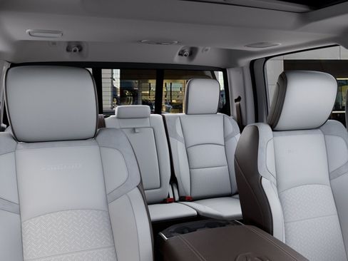New 2026 RAM 3500 Laramie AWD/4WD image 26
