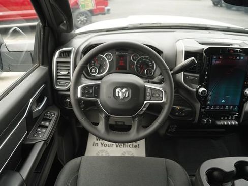 Used 2025 RAM 2500 Big Horn AWD/4WD image 21
