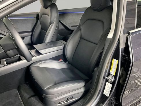 Used 2025 Tesla Model 3 Long Range AWD/4WD image 18