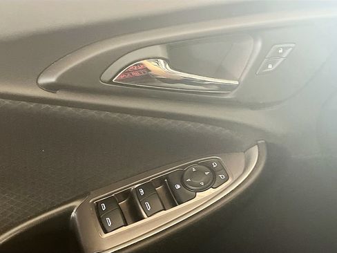 Used 2024 Chevrolet Malibu LT FWD image 17