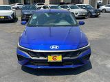 Certified 2025 Hyundai Elantra SE image 2
