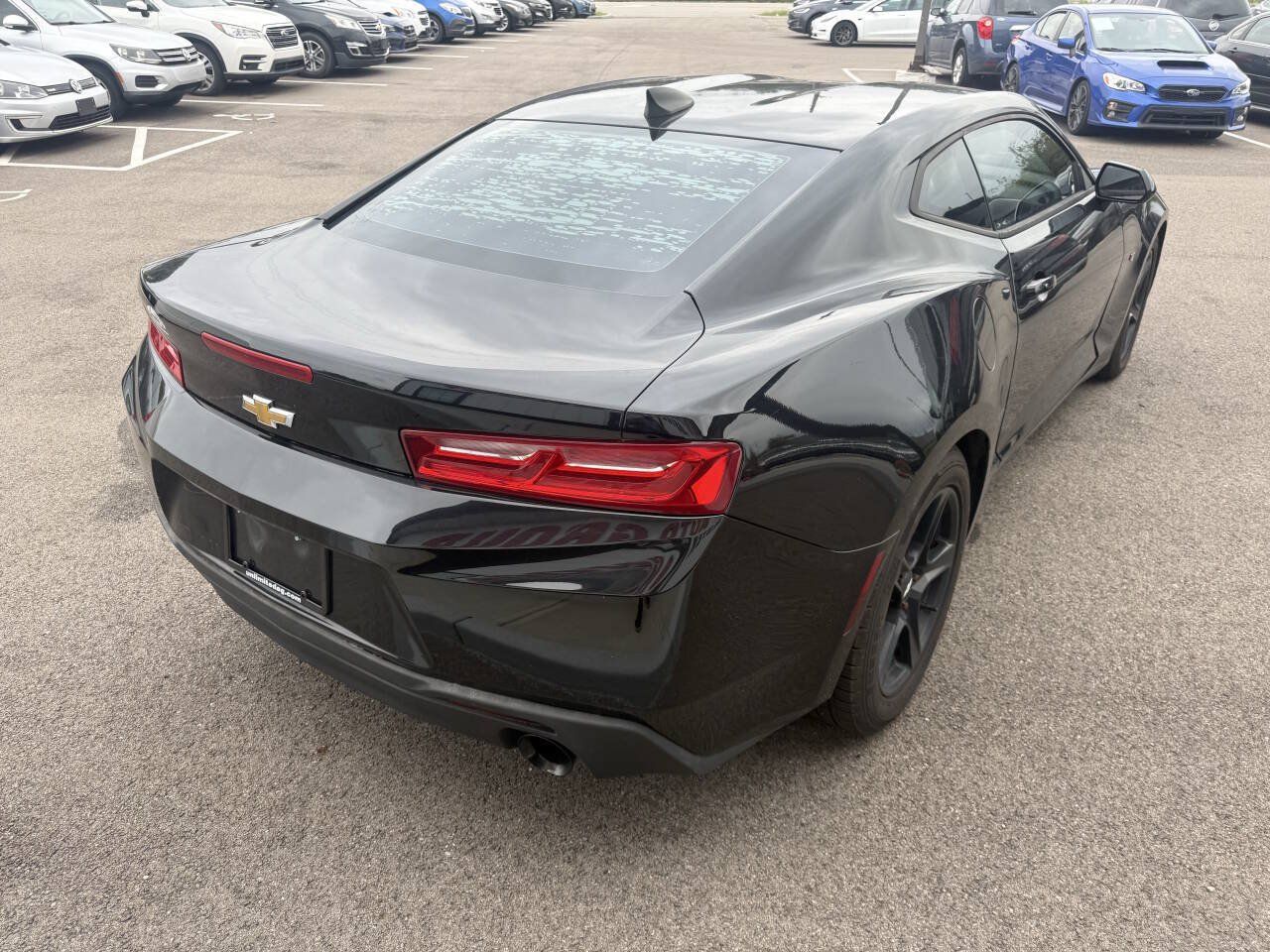 Used 2016 Chevrolet Camaro LT RWD image 7