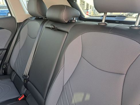 New 2026 Volkswagen Tiguan SE image 25