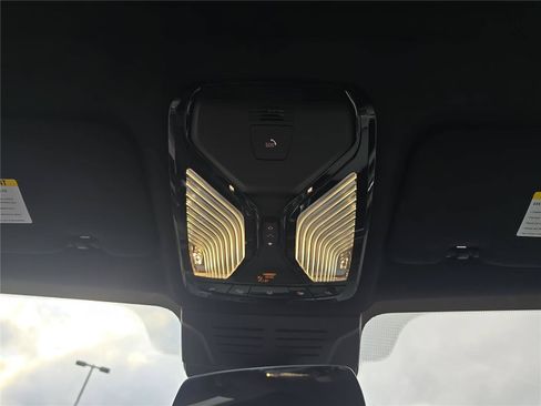 Used 2026 BMW X7 xDrive40i AWD/4WD image 26